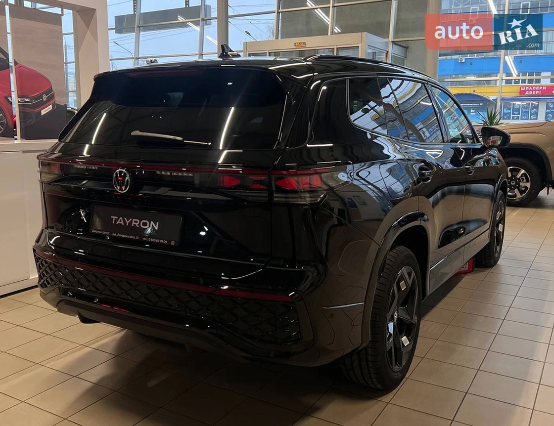 Нові авто - доступні тут і зараз. Новий Volkswagen Tayron 2025