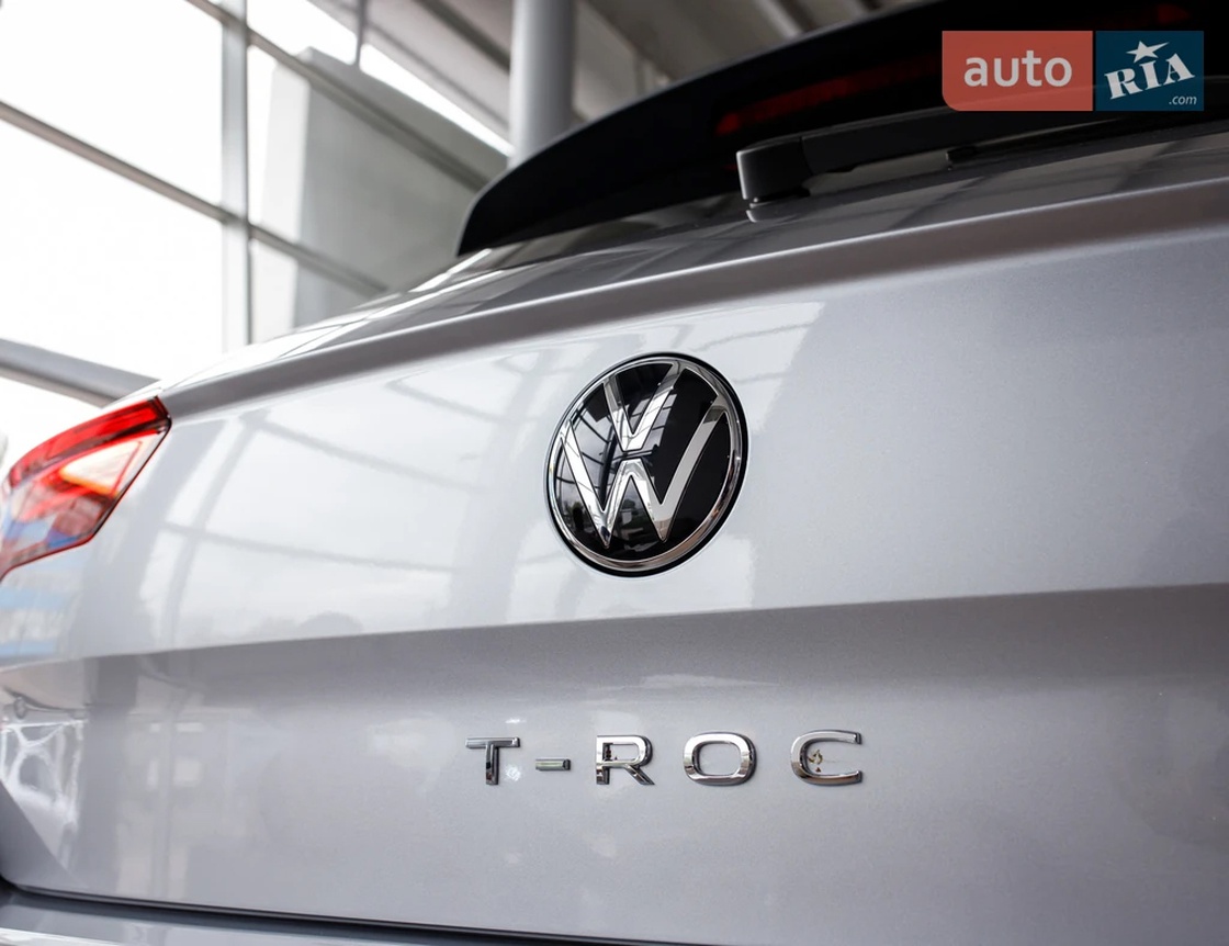 Нові авто - доступні тут і зараз. Новий Volkswagen T-Roc 2025.